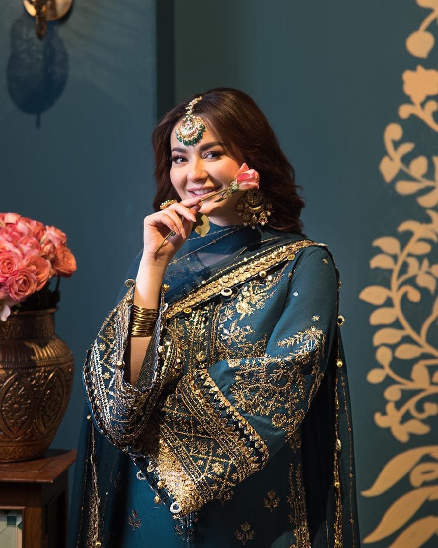 IMG-20260425-WA0140.jpg Asim Jofa Zari & Sequence Embroidered Chiffon 3PC Suit - Image 1